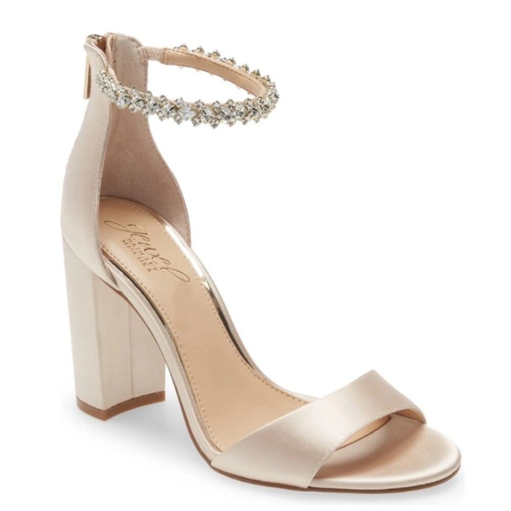 Badgley Mischka Louise Ankle Strap
Heels Size 9 $129